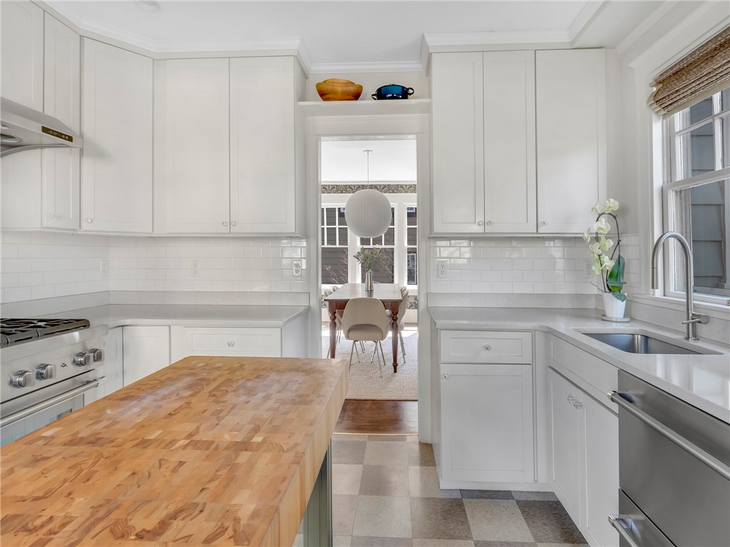 225 5th Street