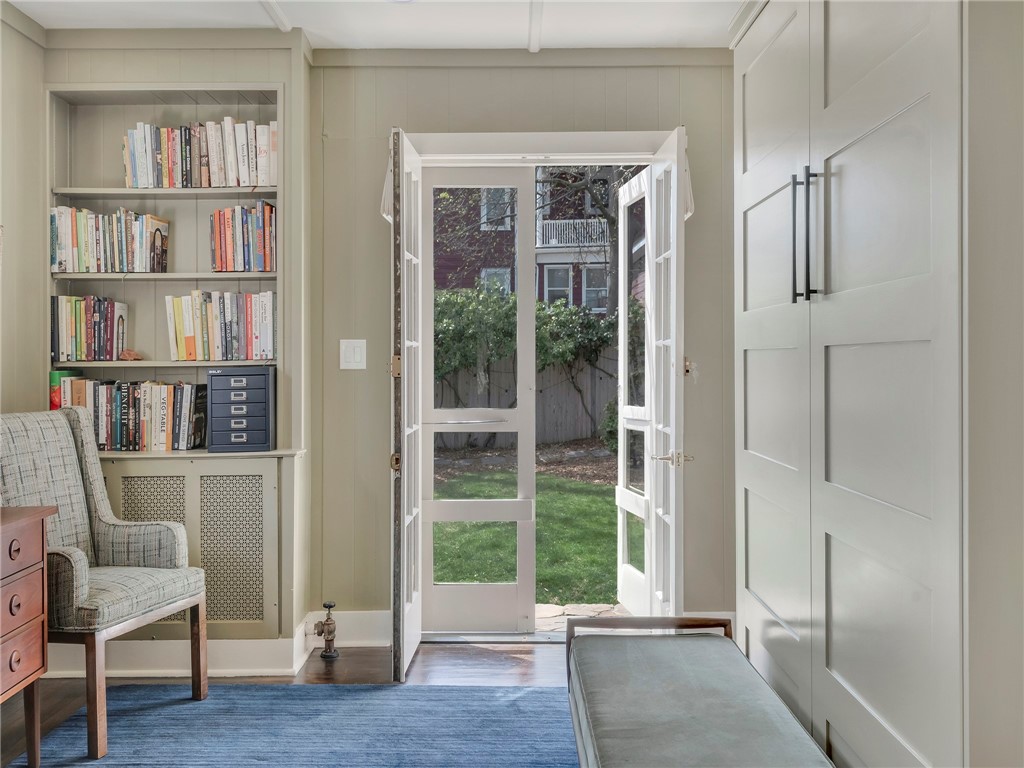225 5th Street