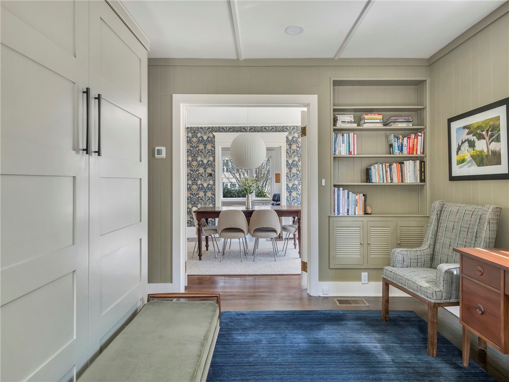 225 5th Street