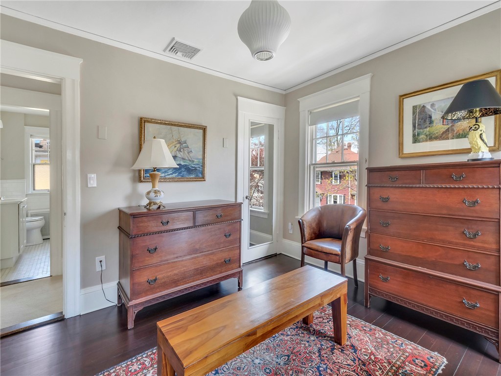 225 5th Street