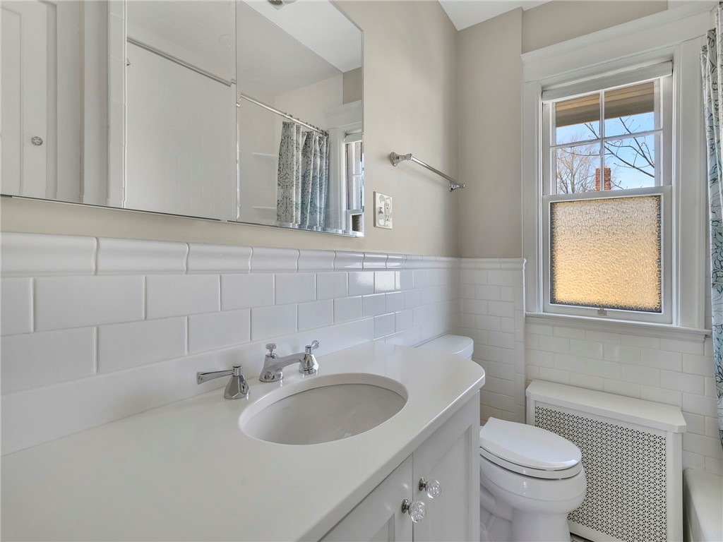 225 5th Street