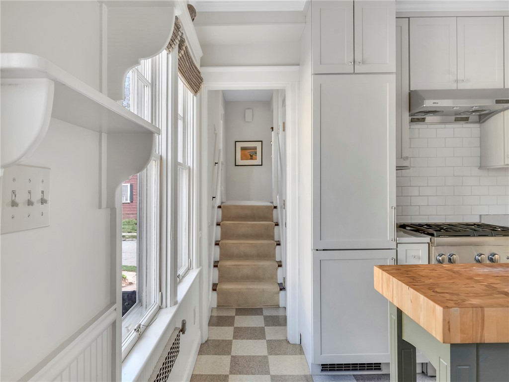 225 5th Street
