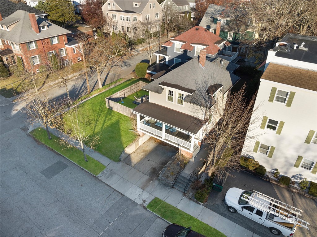 15 Cole Avenue