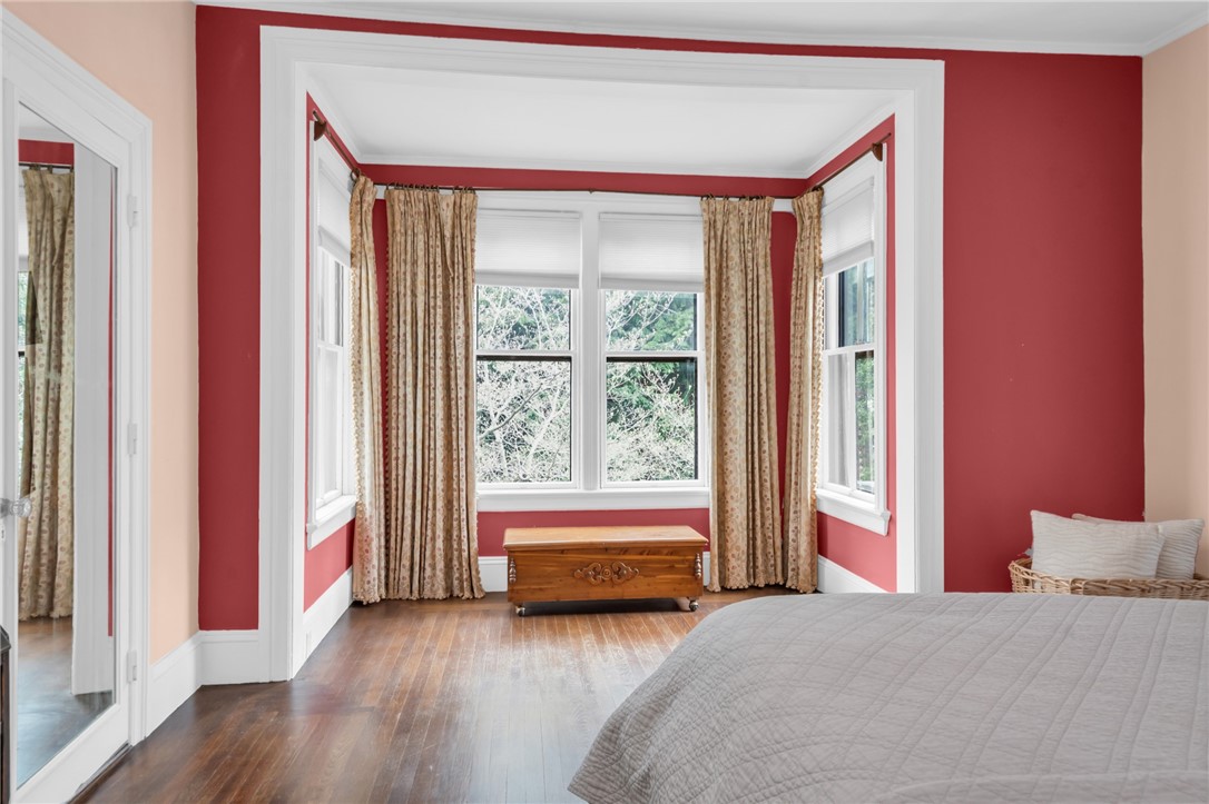 168 Bowen Street