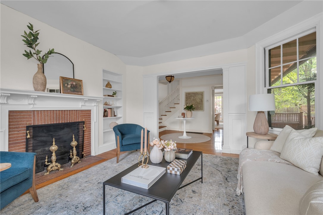 289 Wayland Avenue