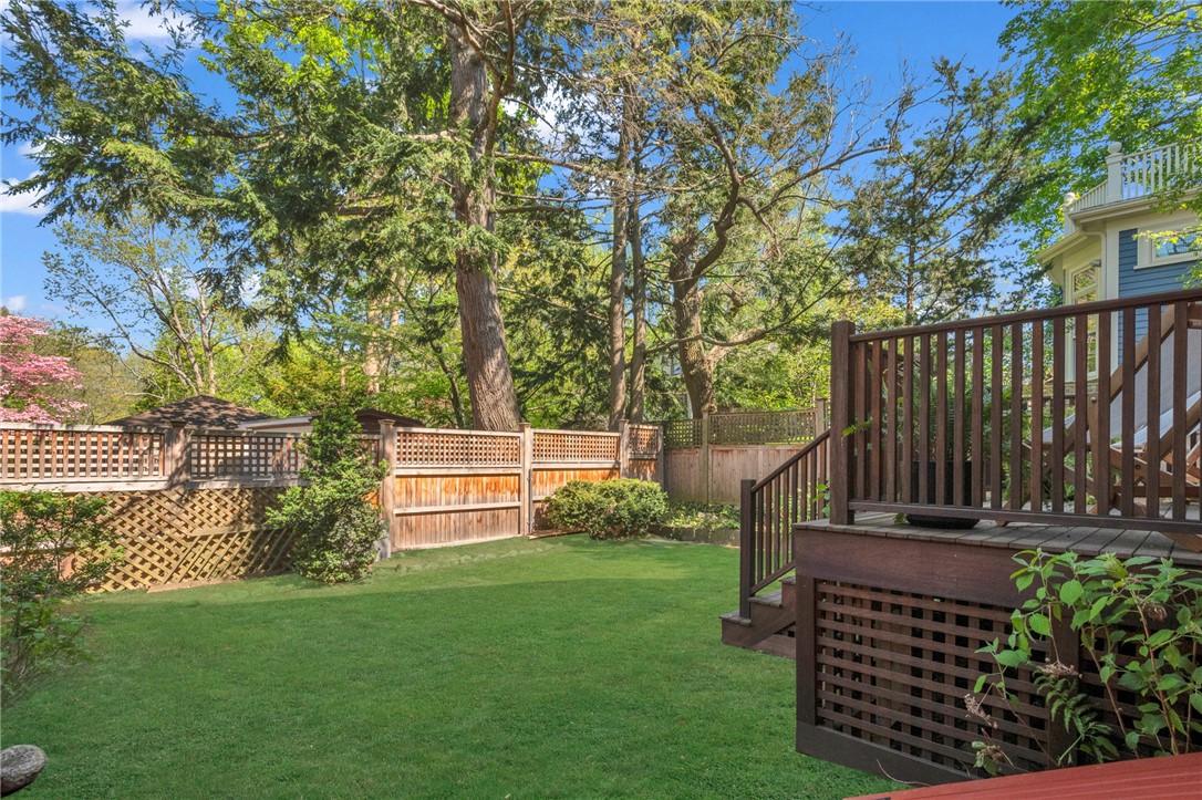 289 Wayland Avenue