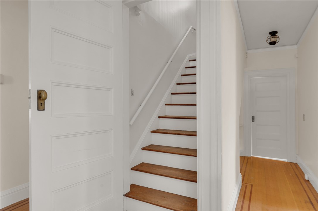 289 Wayland Avenue