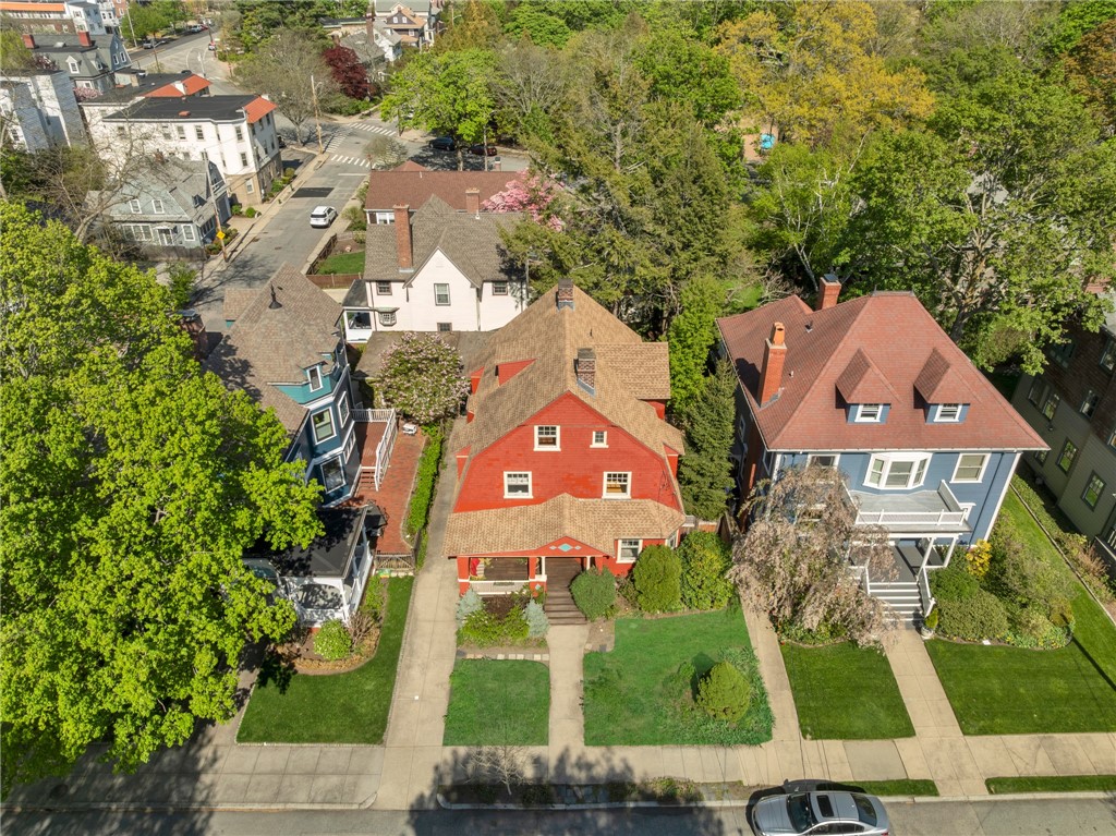 289 Wayland Avenue