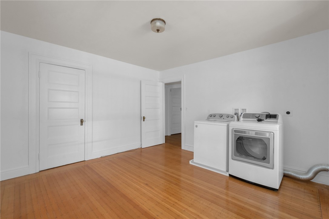 289 Wayland Avenue