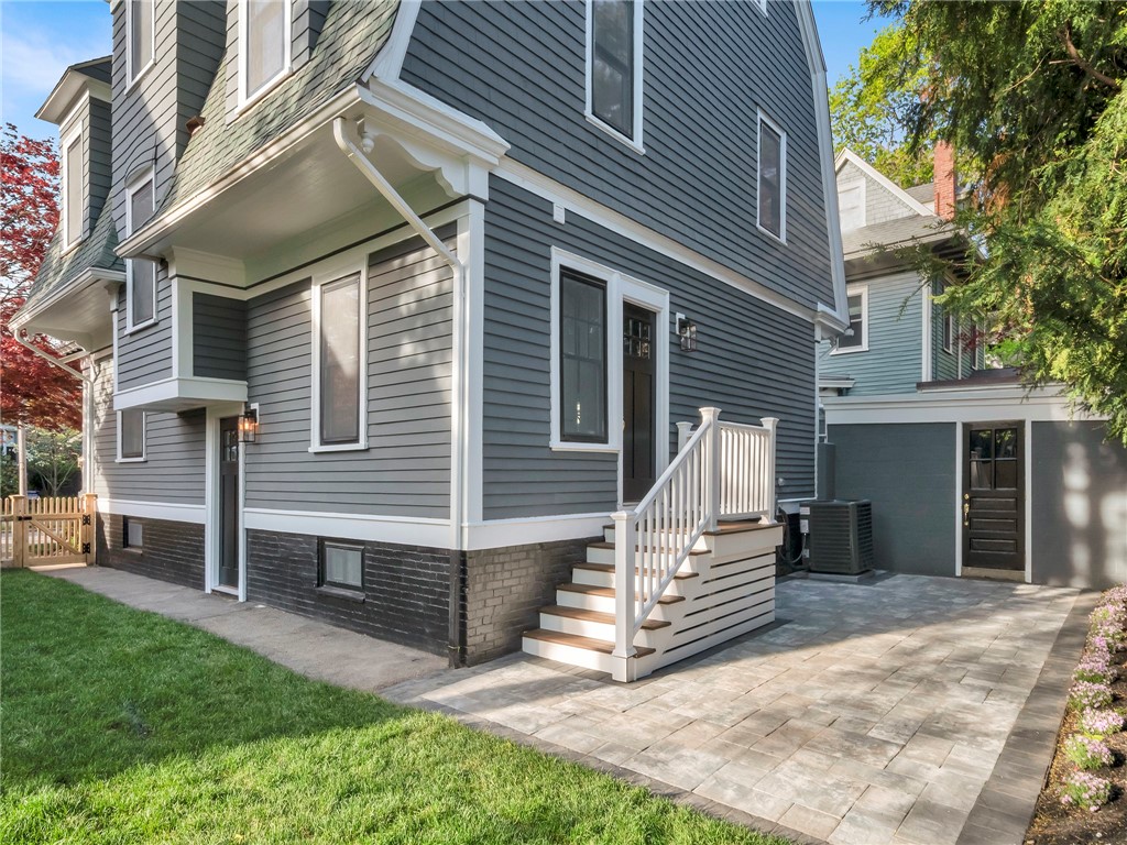 19 Rhode Island Avenue