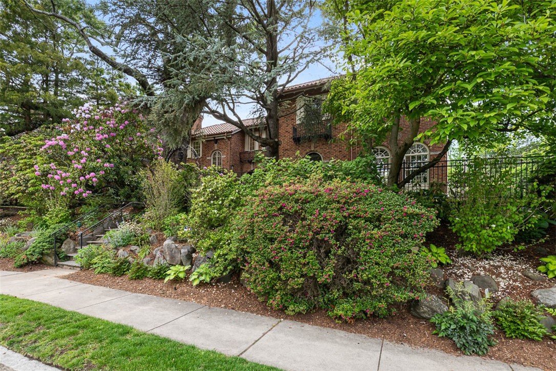 612 Elmgrove Avenue