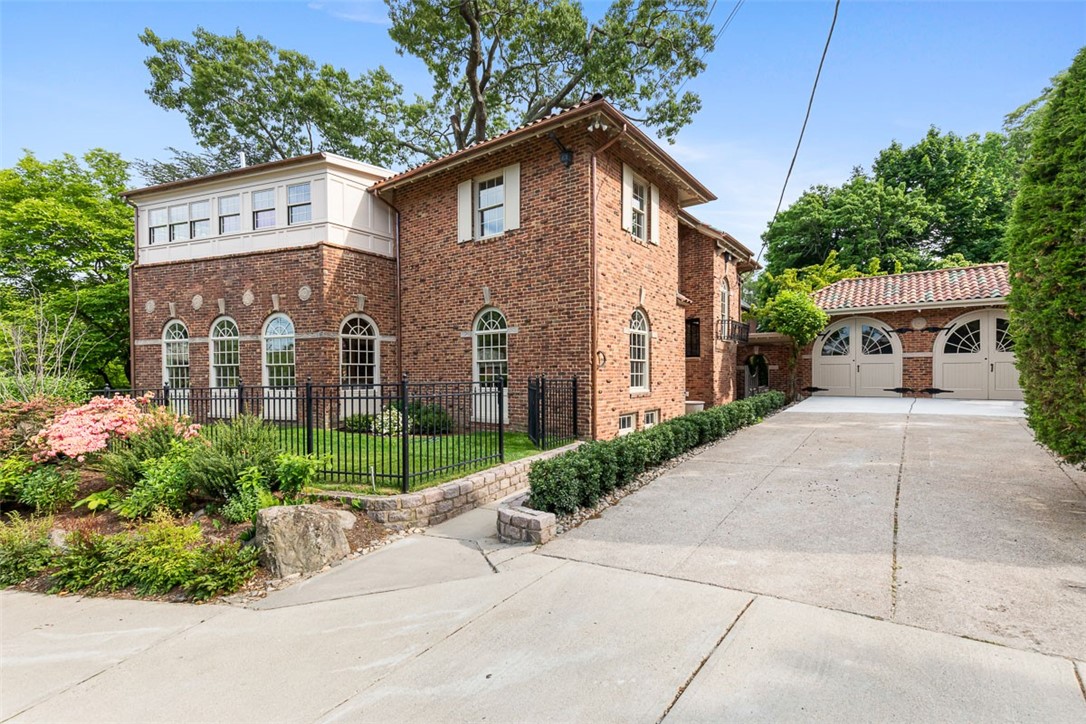 612 Elmgrove Avenue