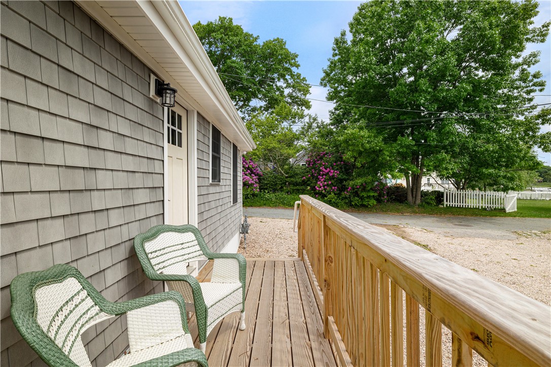 39 Edwards Avenue