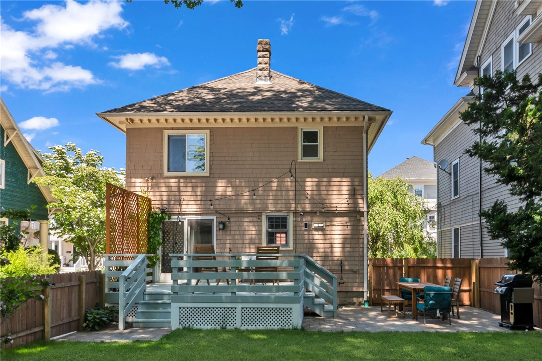 212 Lowden Street