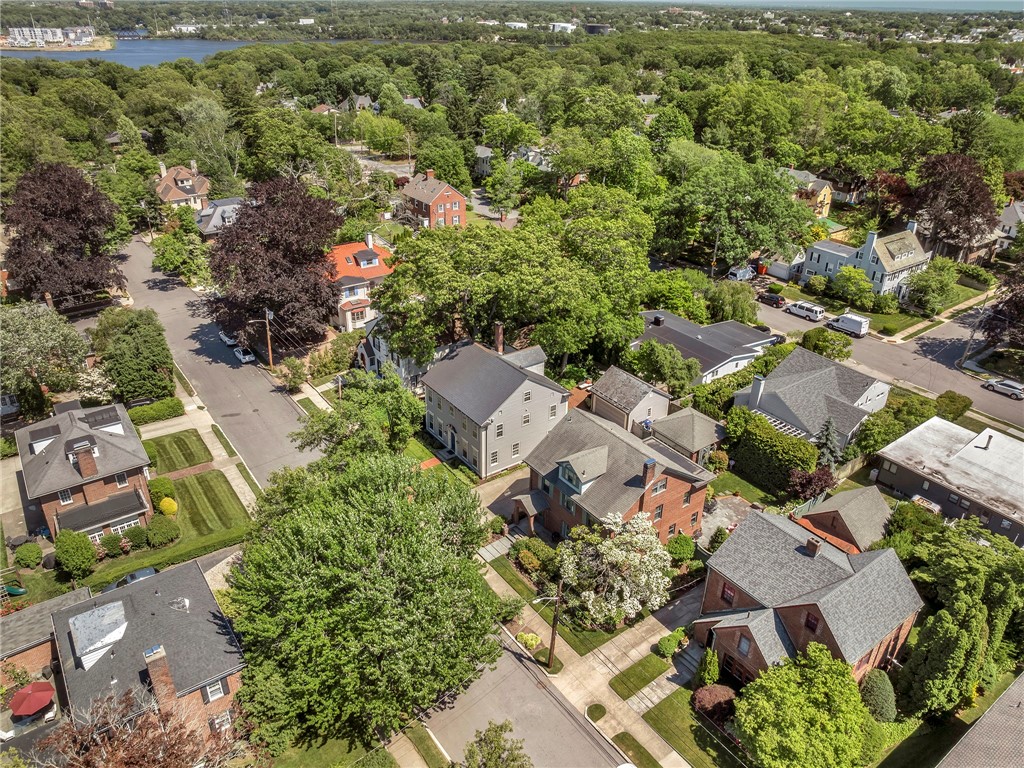 265 Freeman Parkway