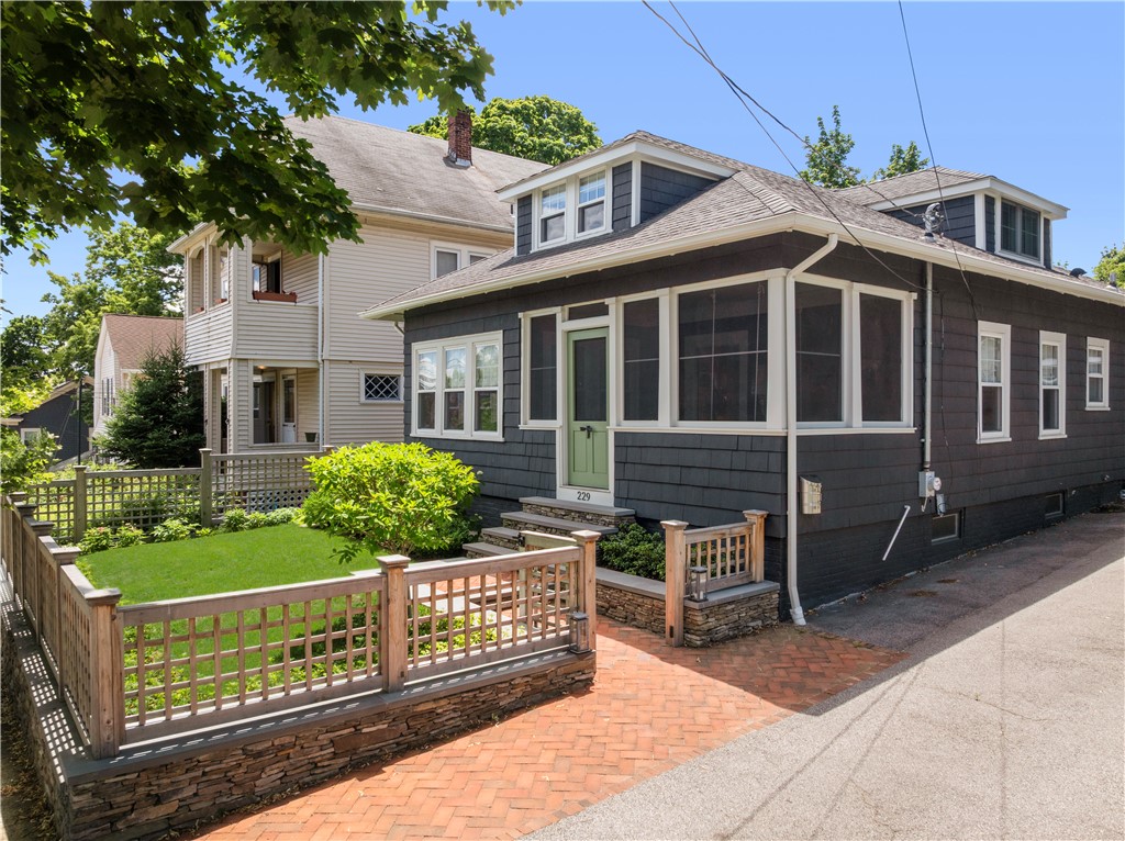 229 6th Street
