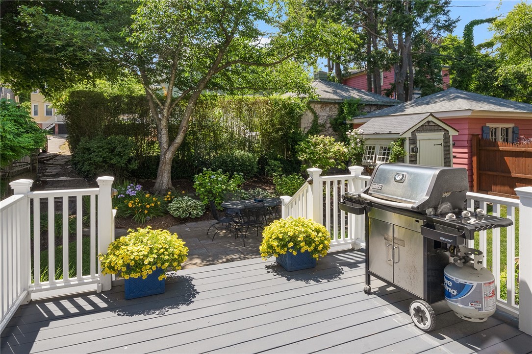 160 Taber Avenue