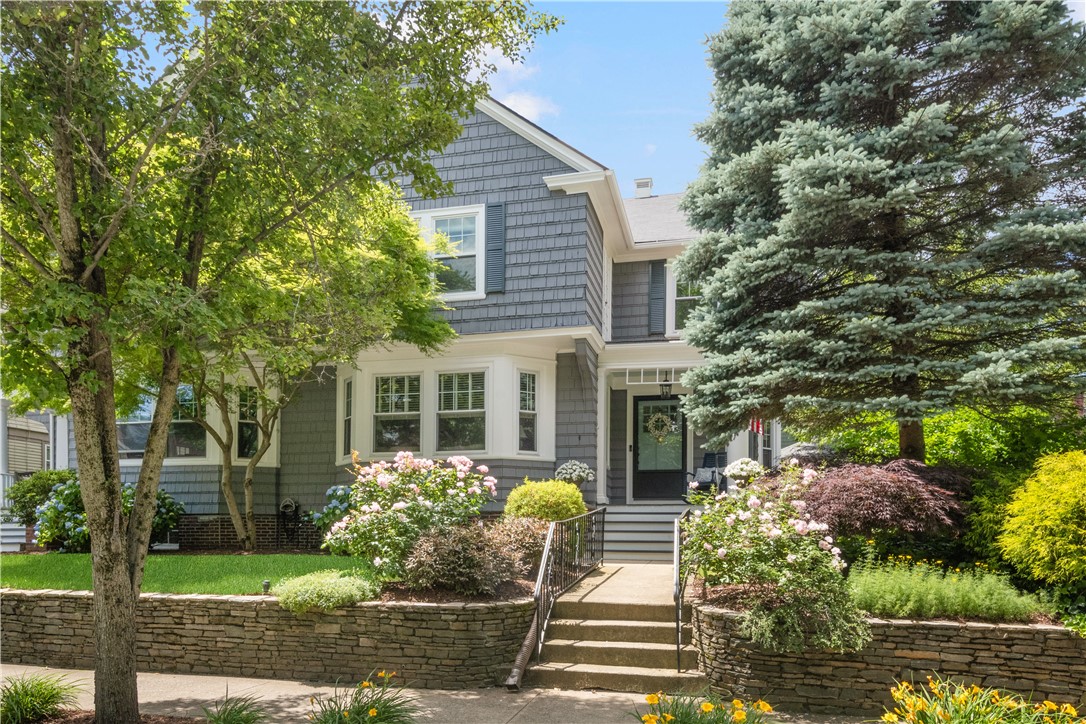 160 Taber Avenue