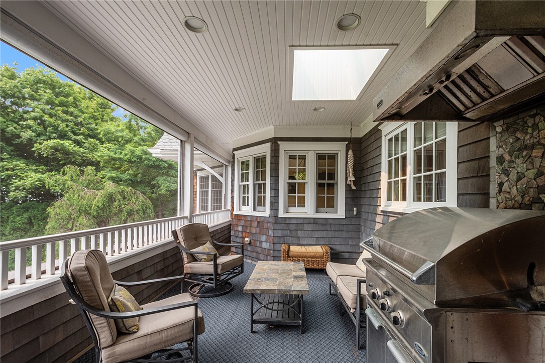19 Ledge Road