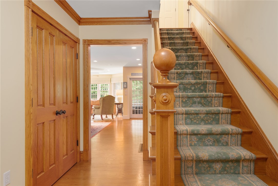 19 Ledge Road