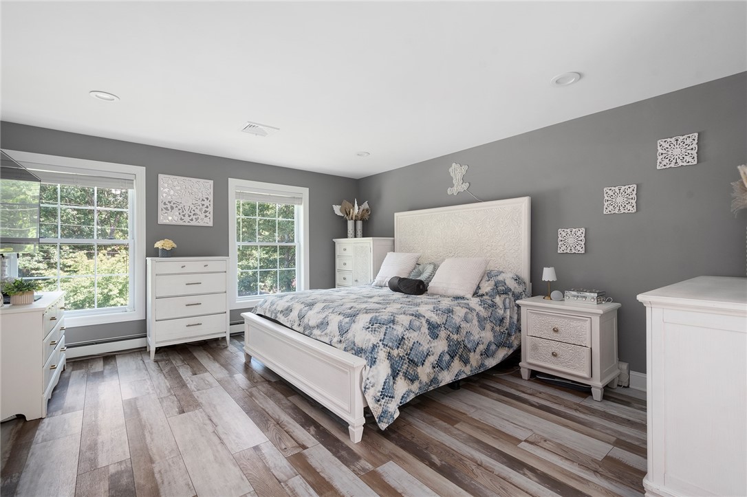 12 Woodlake Drive