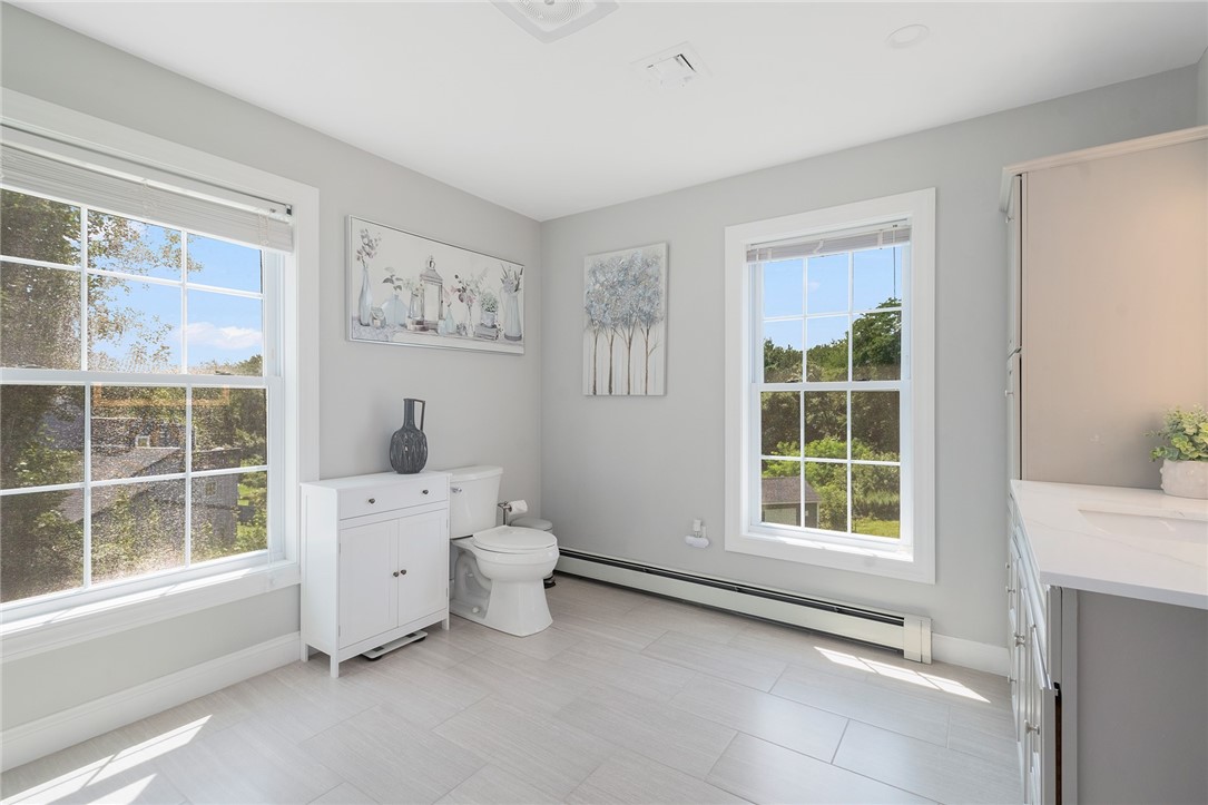 12 Woodlake Drive