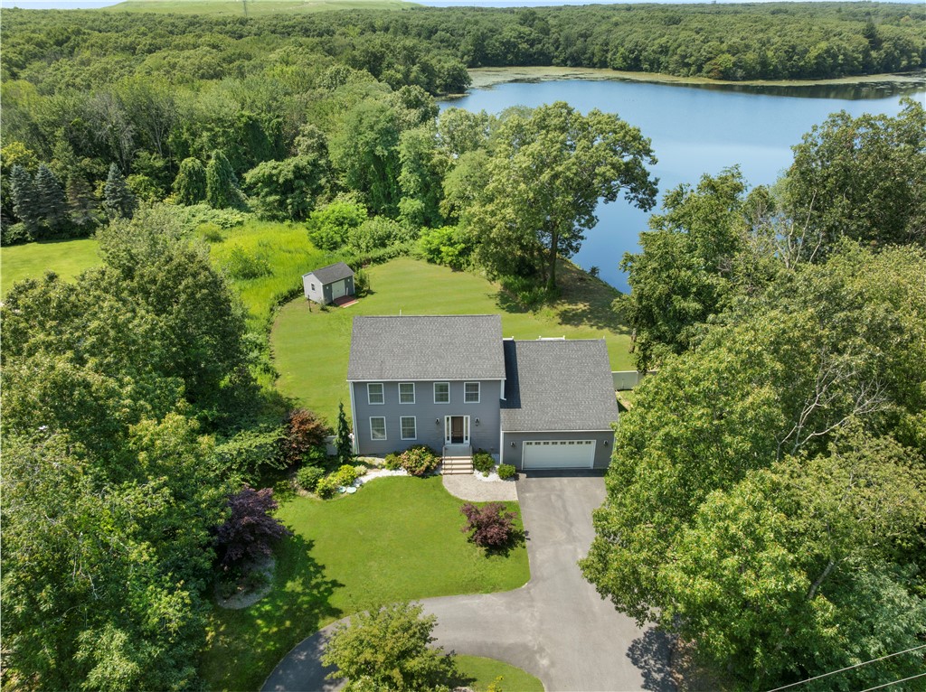 12 Woodlake Drive