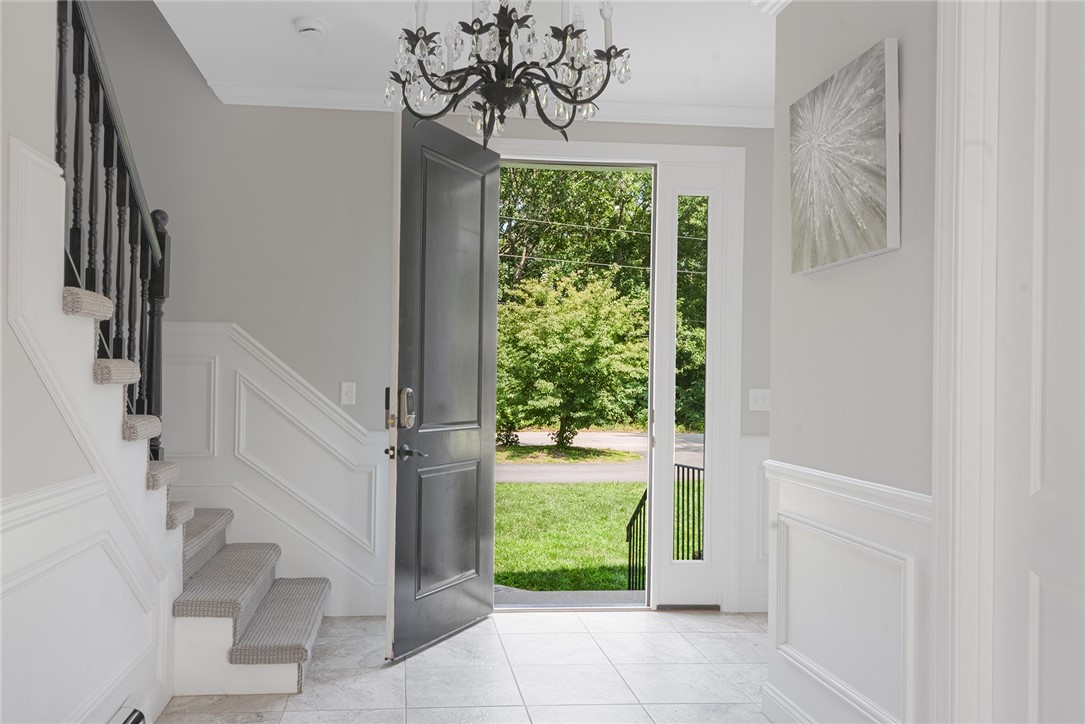 12 Woodlake Drive