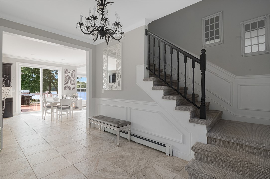 12 Woodlake Drive