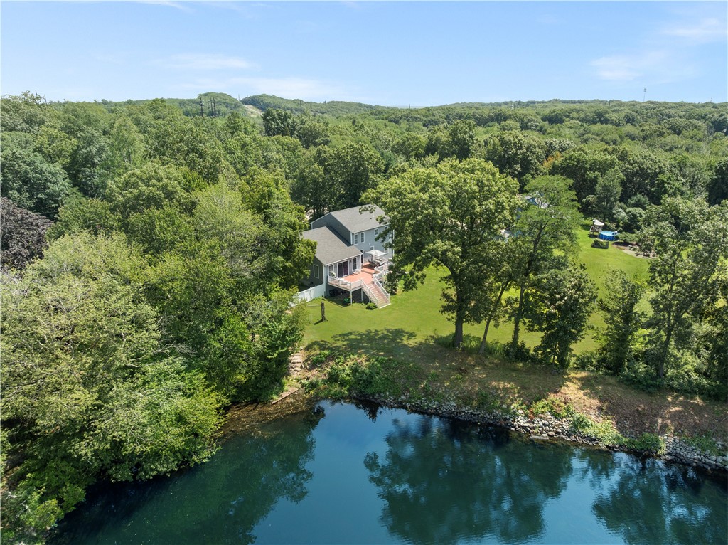 12 Woodlake Drive