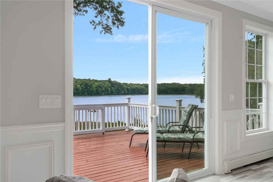 12 Woodlake Drive