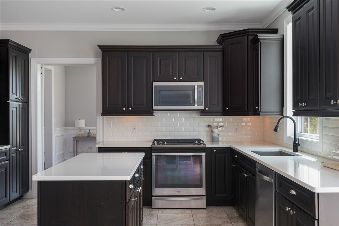 12 Woodlake Drive