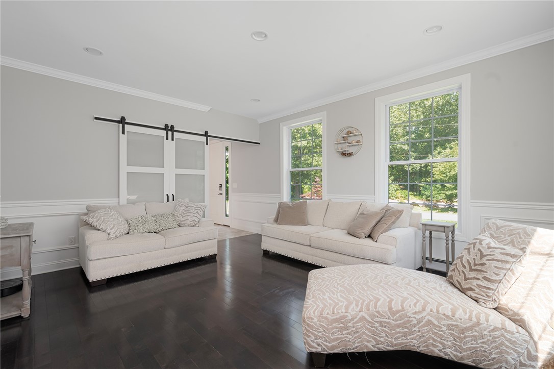 12 Woodlake Drive