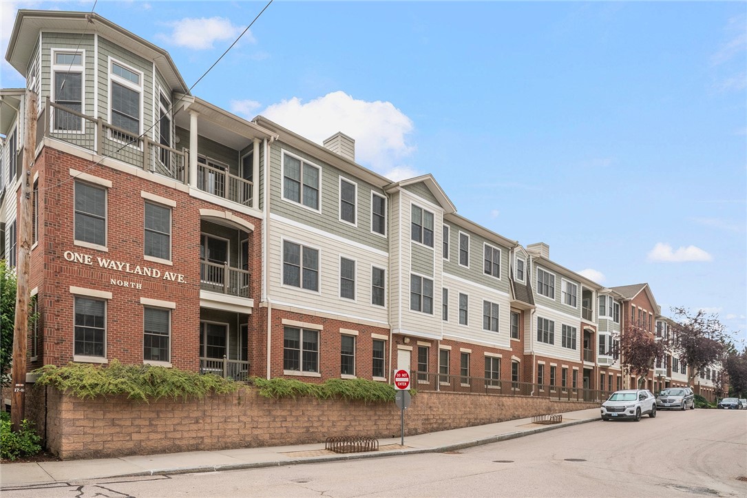 1 Wayland Avenue 201N