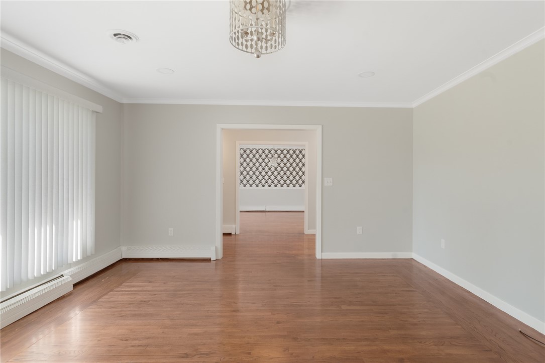 30 Wardlaw Court