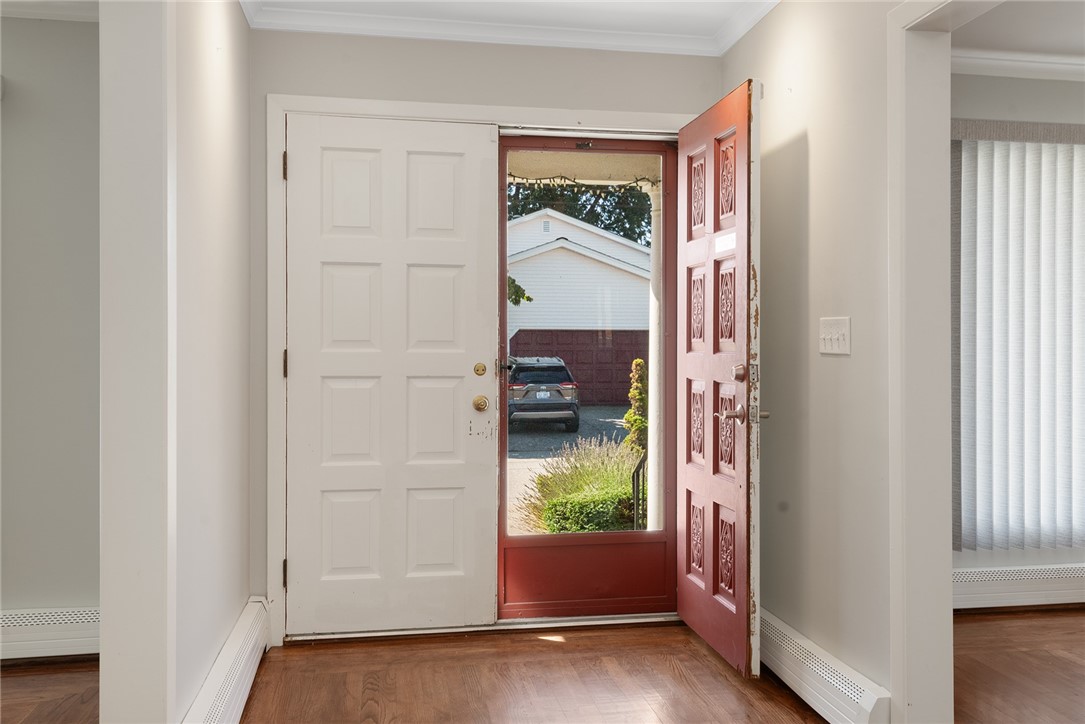 30 Wardlaw Court