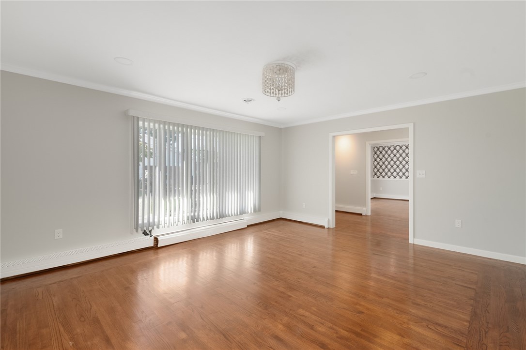 30 Wardlaw Court