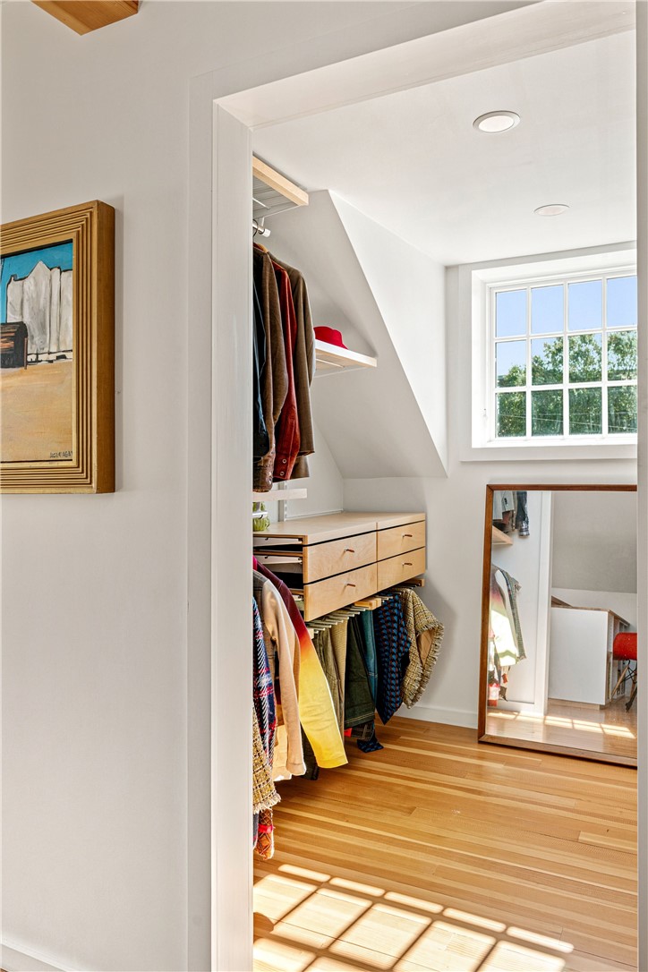 4 Traverse Street