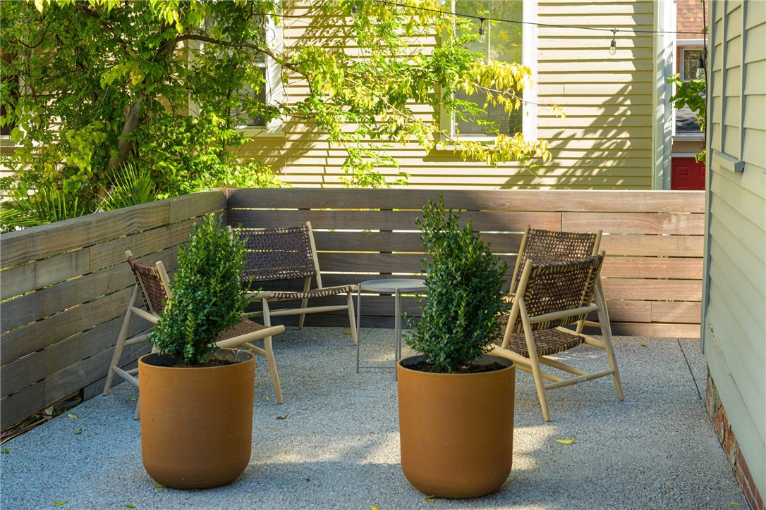 4 Traverse Street