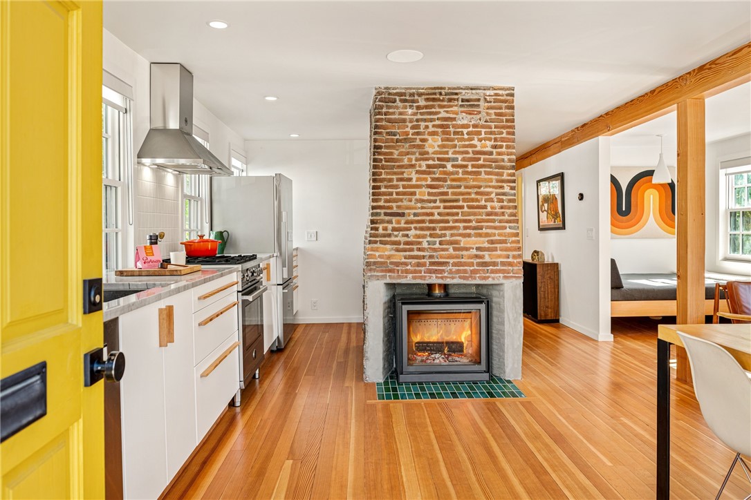 4 Traverse Street