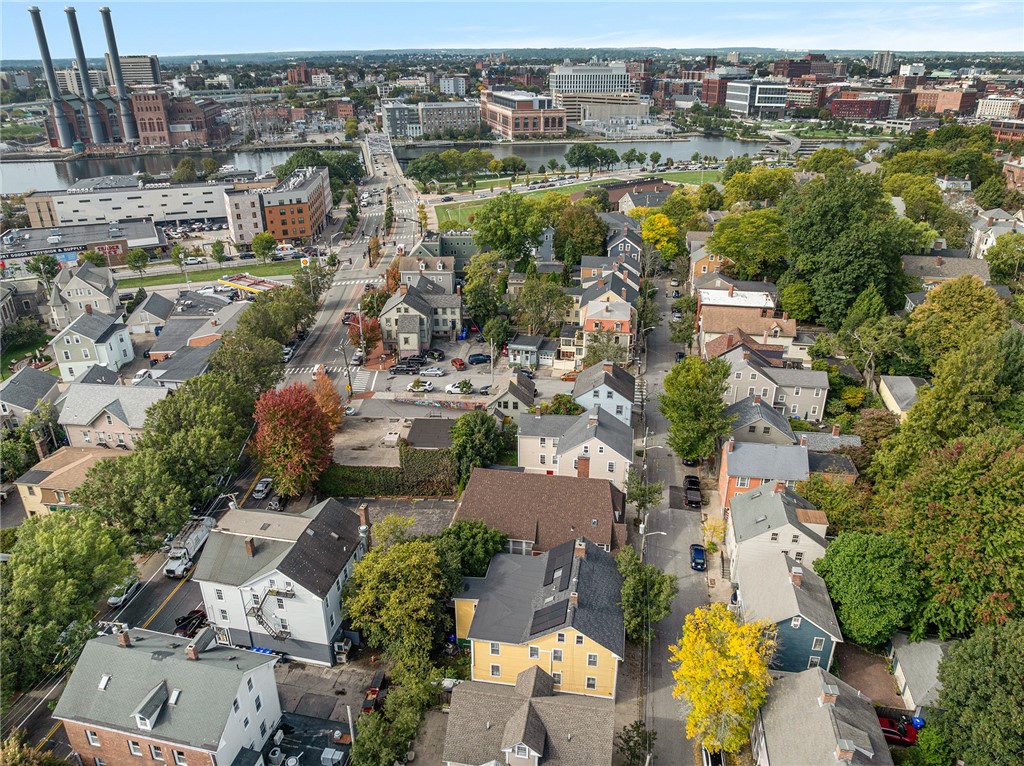 4 Traverse Street