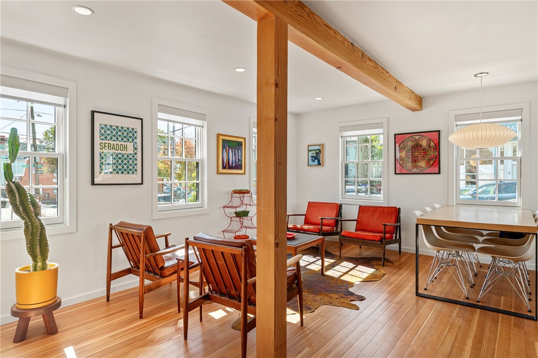 4 Traverse Street