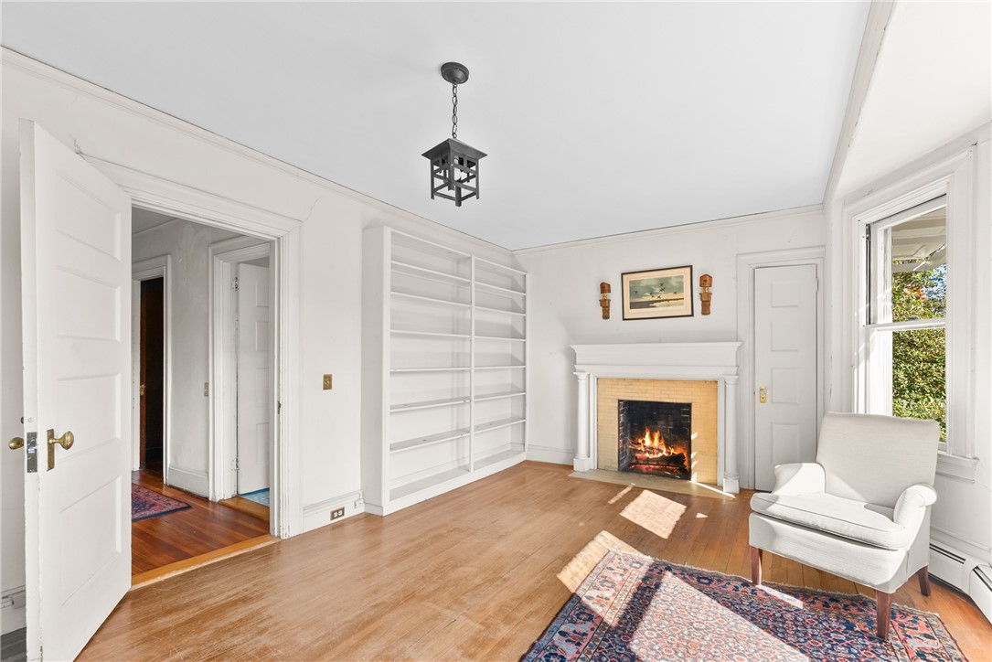 135 Lloyd Avenue