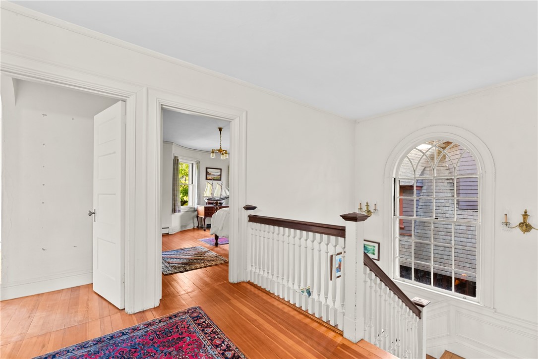 135 Lloyd Avenue