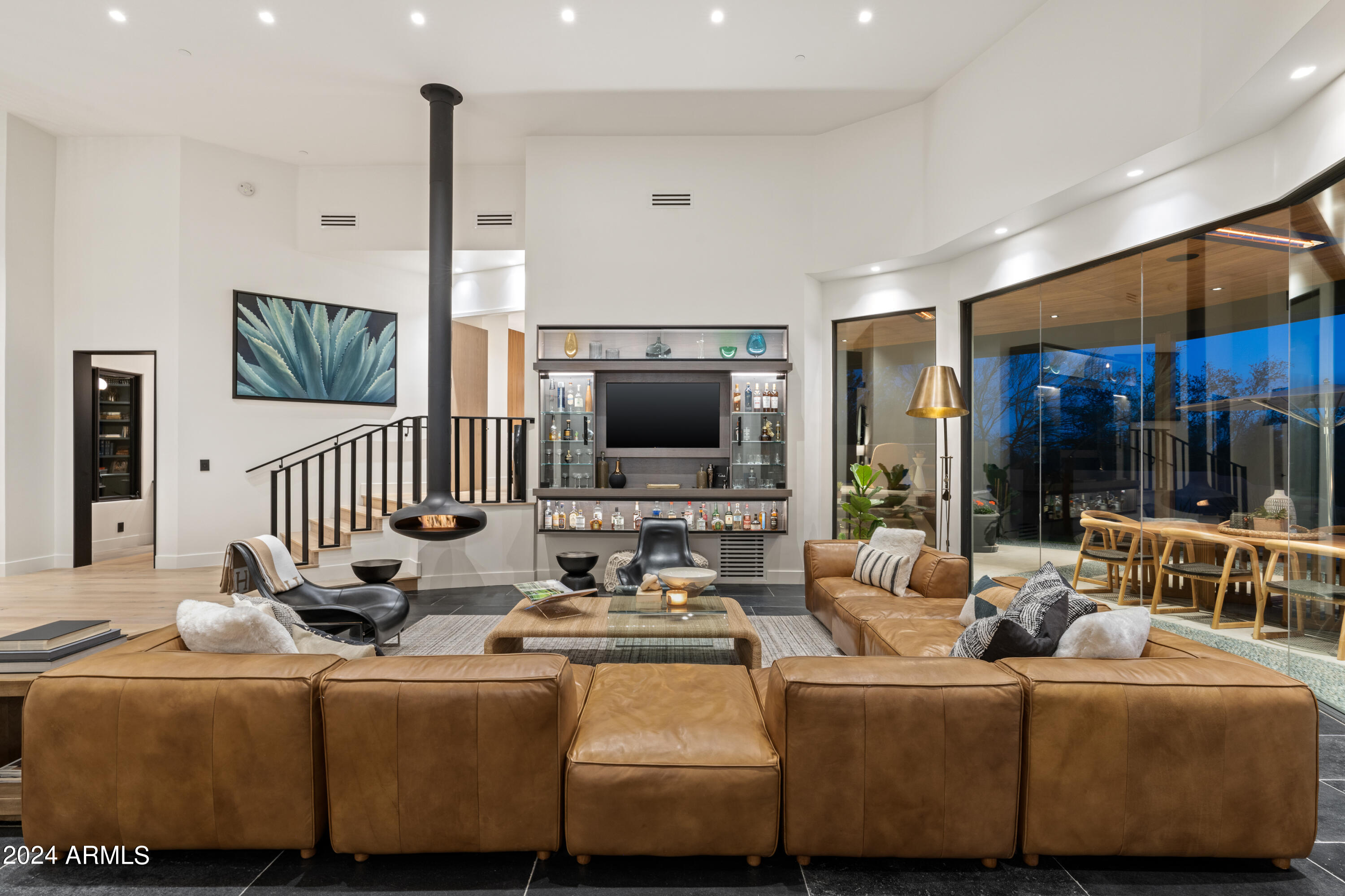 10040 E HAPPY VALLEY Road, 422