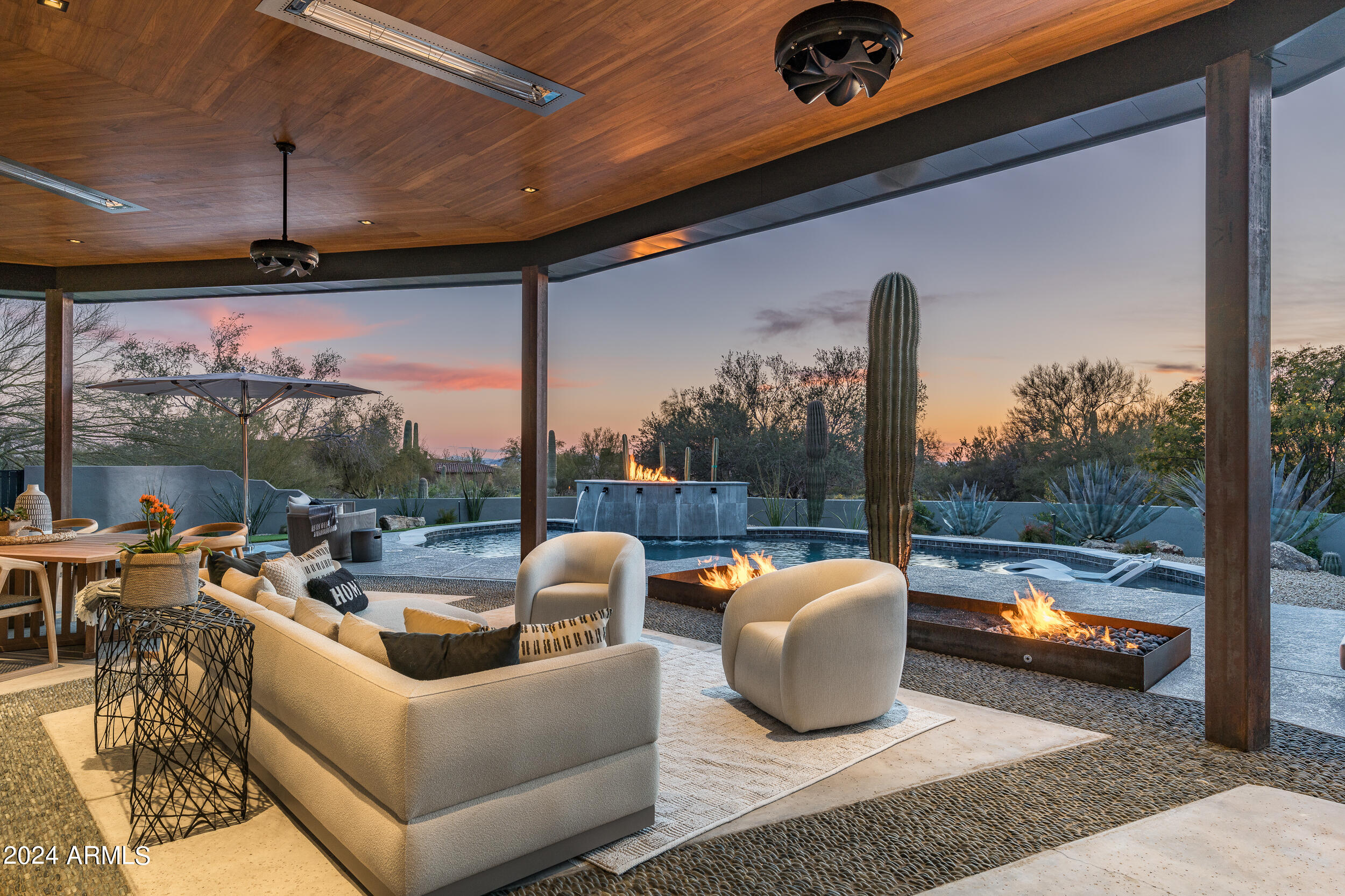 10040 E HAPPY VALLEY Road, 422