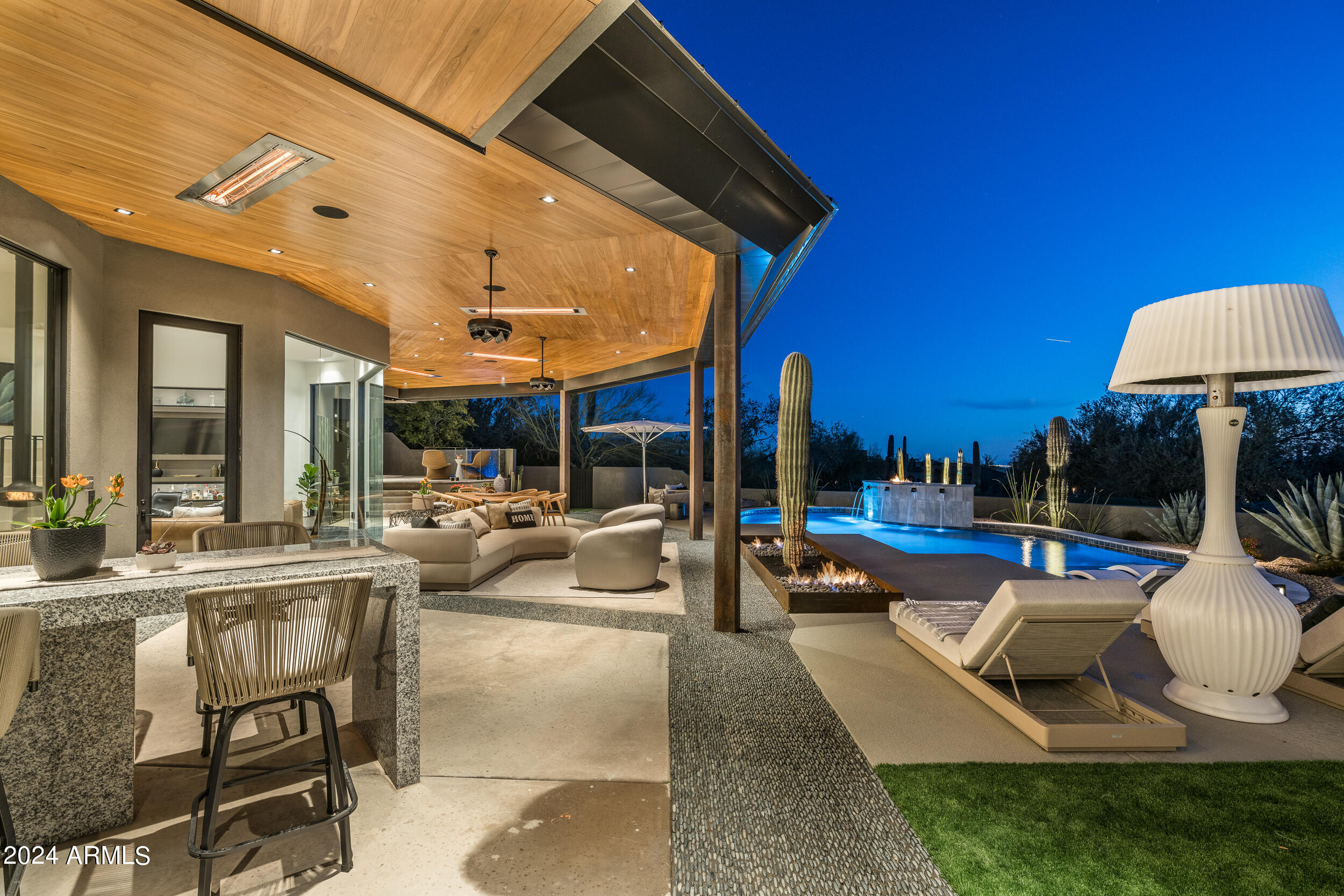 10040 E HAPPY VALLEY Road, 422
