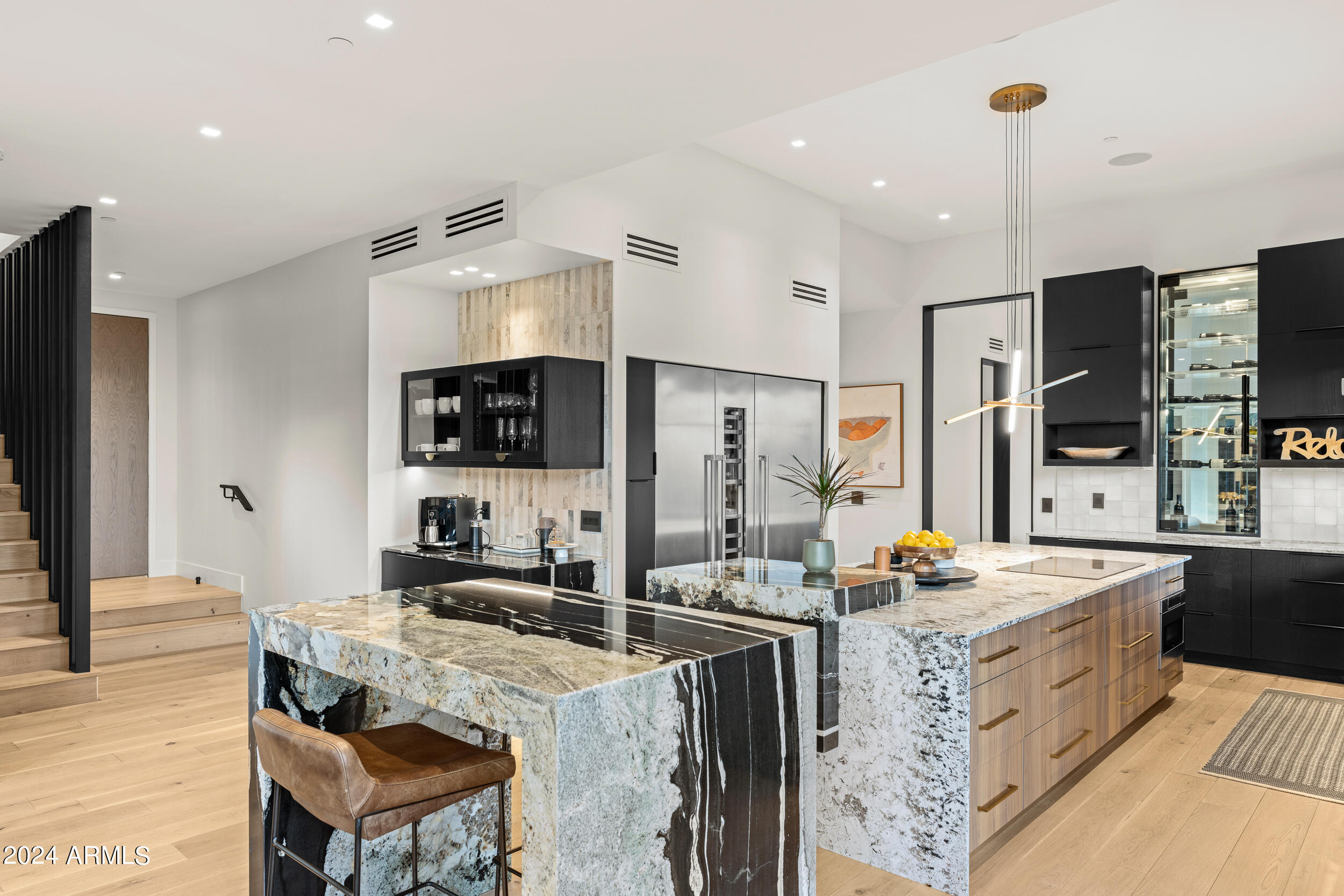 10040 E HAPPY VALLEY Road, 422