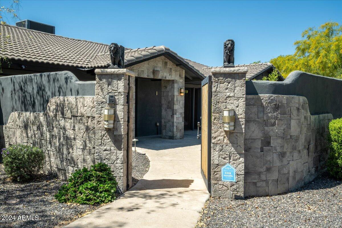 6345 E Via Estrella Avenue