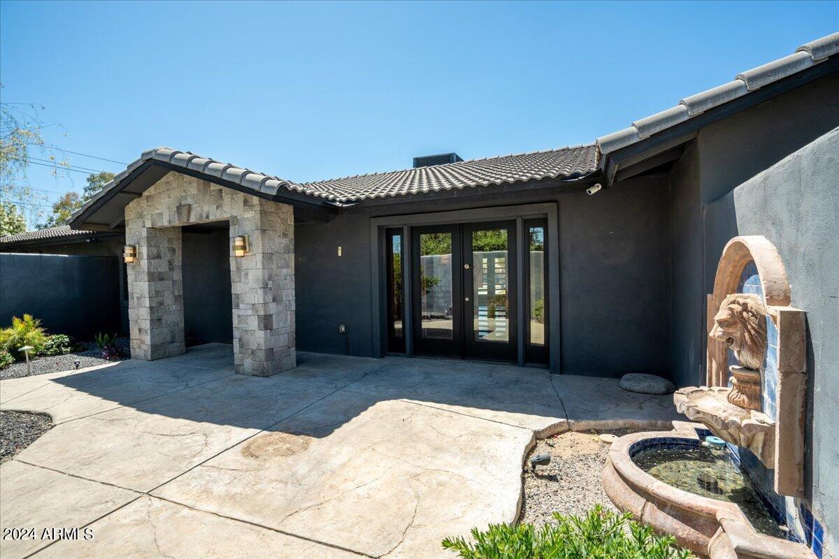 6345 E Via Estrella Avenue